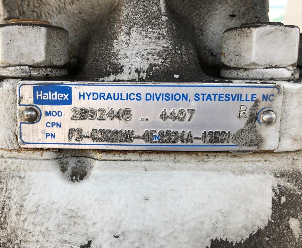 Newton Hydrostatic Pump, Model# TVWS-360-M-R-DP, Part# HC 8061176002000-5T142